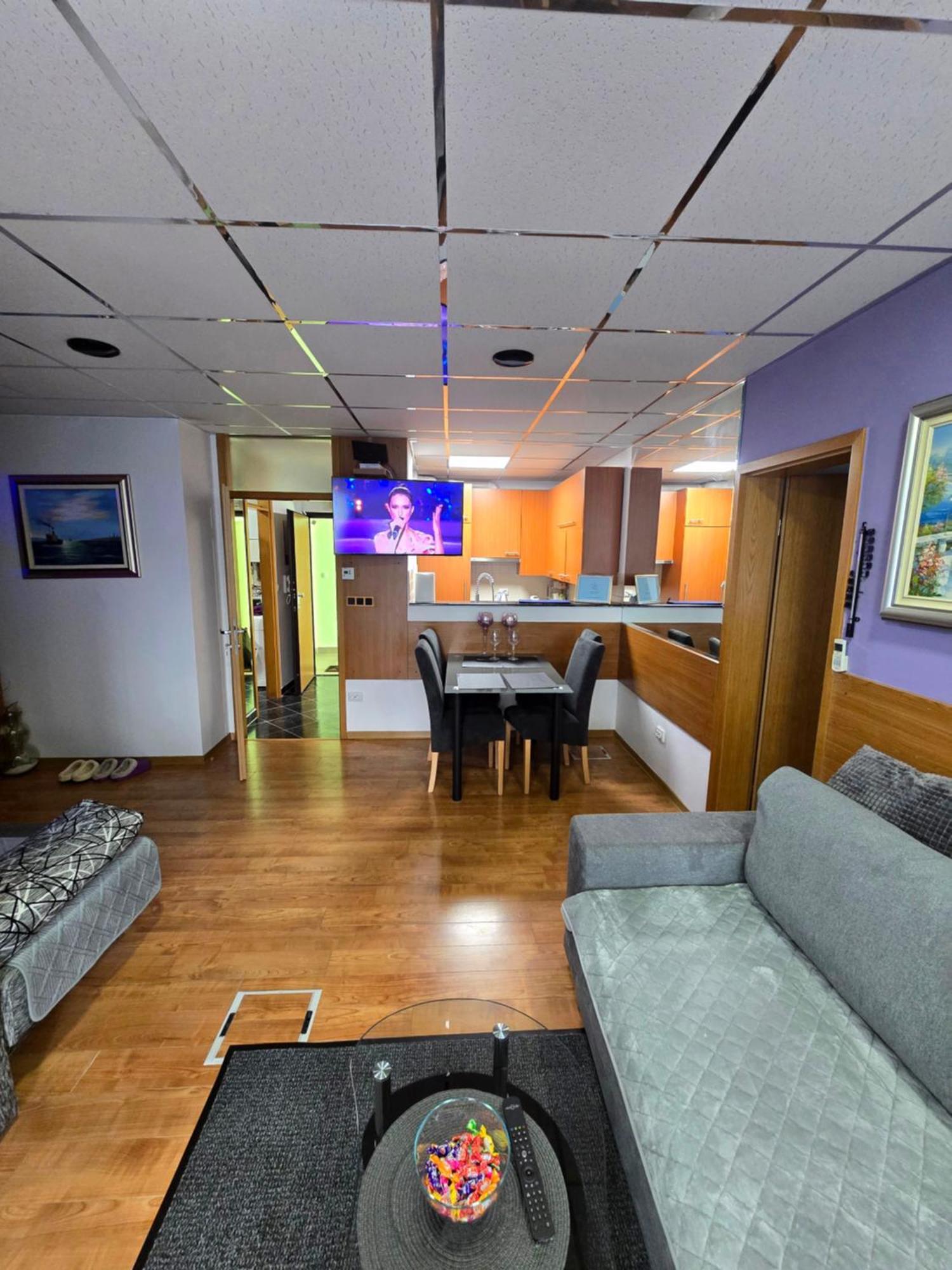 Lavanda Cca 57m2 With Free Parking Sa 2 Sobe Apartment